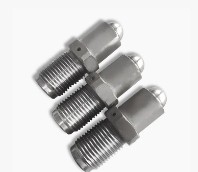 Wie wirkt sich die Wahl des Schneckenzylindermaterials auf unterschiedliche Kunststoffe aus?